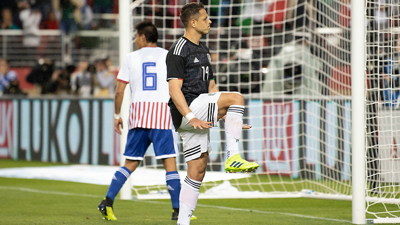 Chicharito festejando a lo LeBron