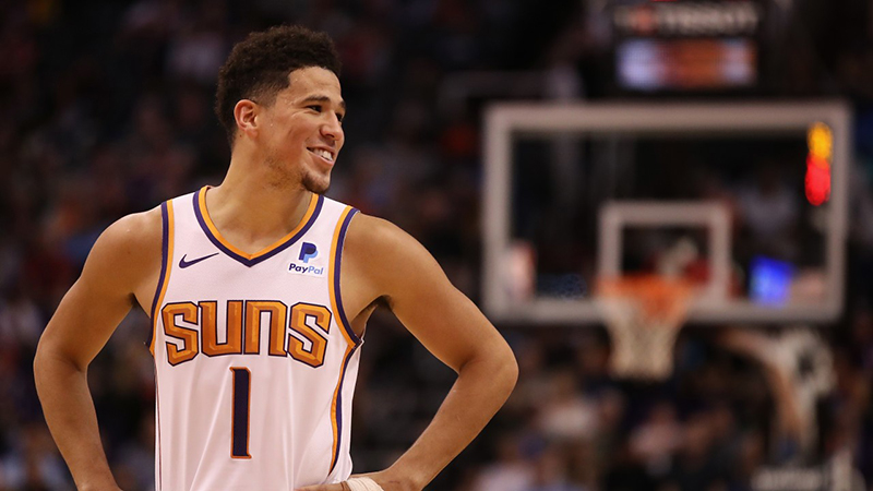 Otro récord agridulce para Devin Booker