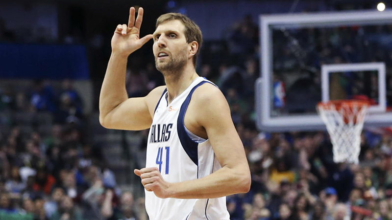 Anótenle un logro más a Dirk Nowitzki